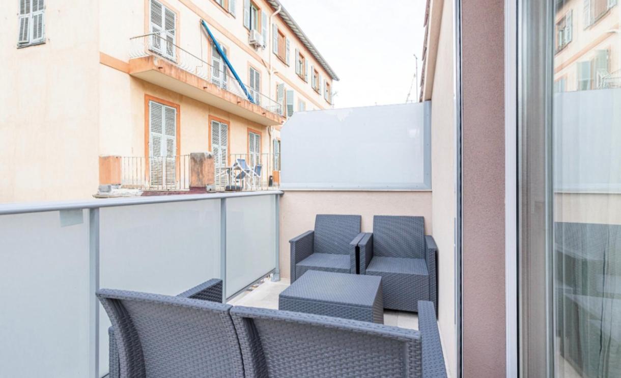Studio Cozy Avec Terrasse N12 Nice Exteriör bild
